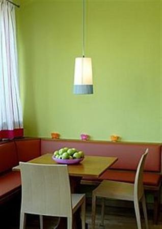 Business & Budget Hotel Tessin Munich Luaran gambar